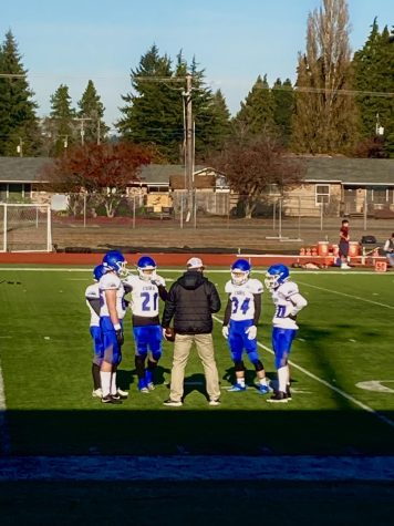 Sedro-Woolley Cubs in their final football game against W.F. West.