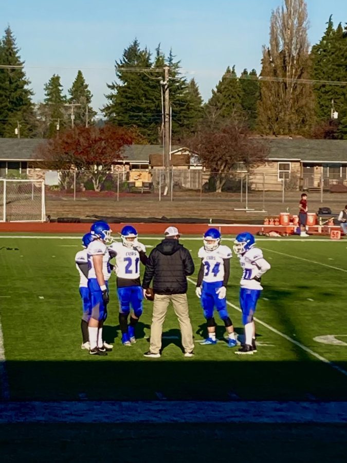 Sedro-Woolley+Cubs+in+their+final+football+game+against+W.F.+West.